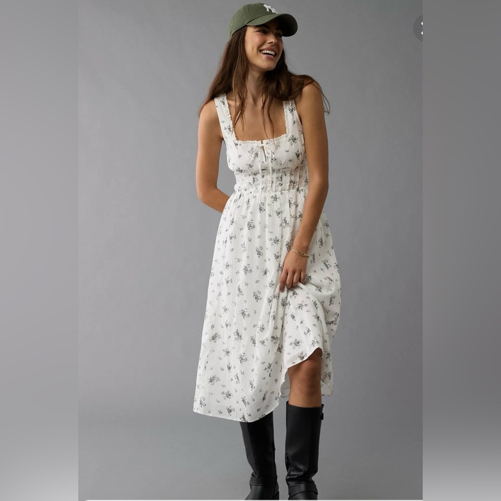 SOLD OUT NWT Summer Graduation Cotton American Eagle Floral Dress Size Large